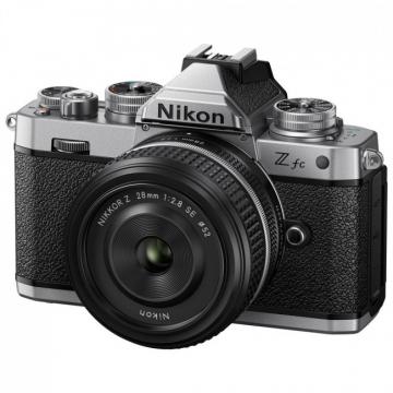 Nikon Z fc Kit 28mm f/2.8 SE