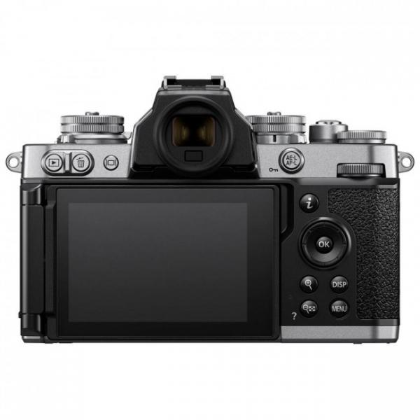 Nikon Z fc Kit 28mm f/2.8 SE