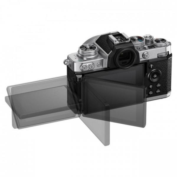Nikon Z fc Kit 28mm f/2.8 SE