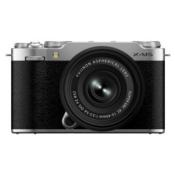 Fujifilm X-M5 + 15-45mm SILVER / Précommande