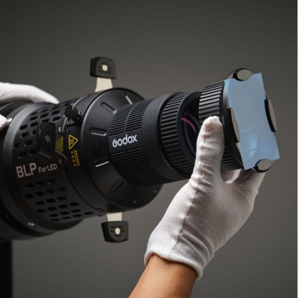 Bowens Mount LED Light Projection Attachment MLP