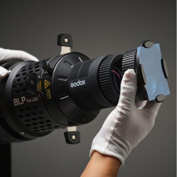 Bowens Mount Flash Light Projection Attachment - MFP