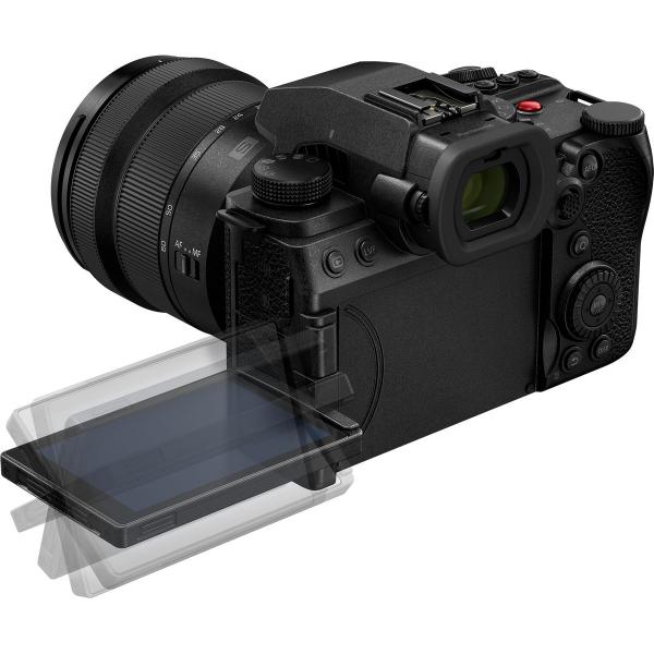 Panasonic LUMIX S5II X + 20-60mm f/3.5-5.6