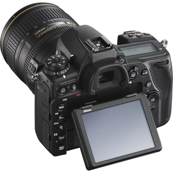 Nikon D780 + AF-S 24-120mm f/4